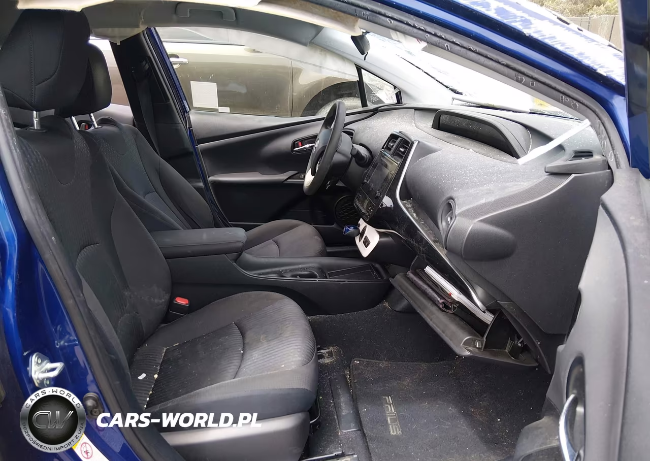 2018 Toyota Prius Two VIN:JTDKBRFU7J3596158 - 5