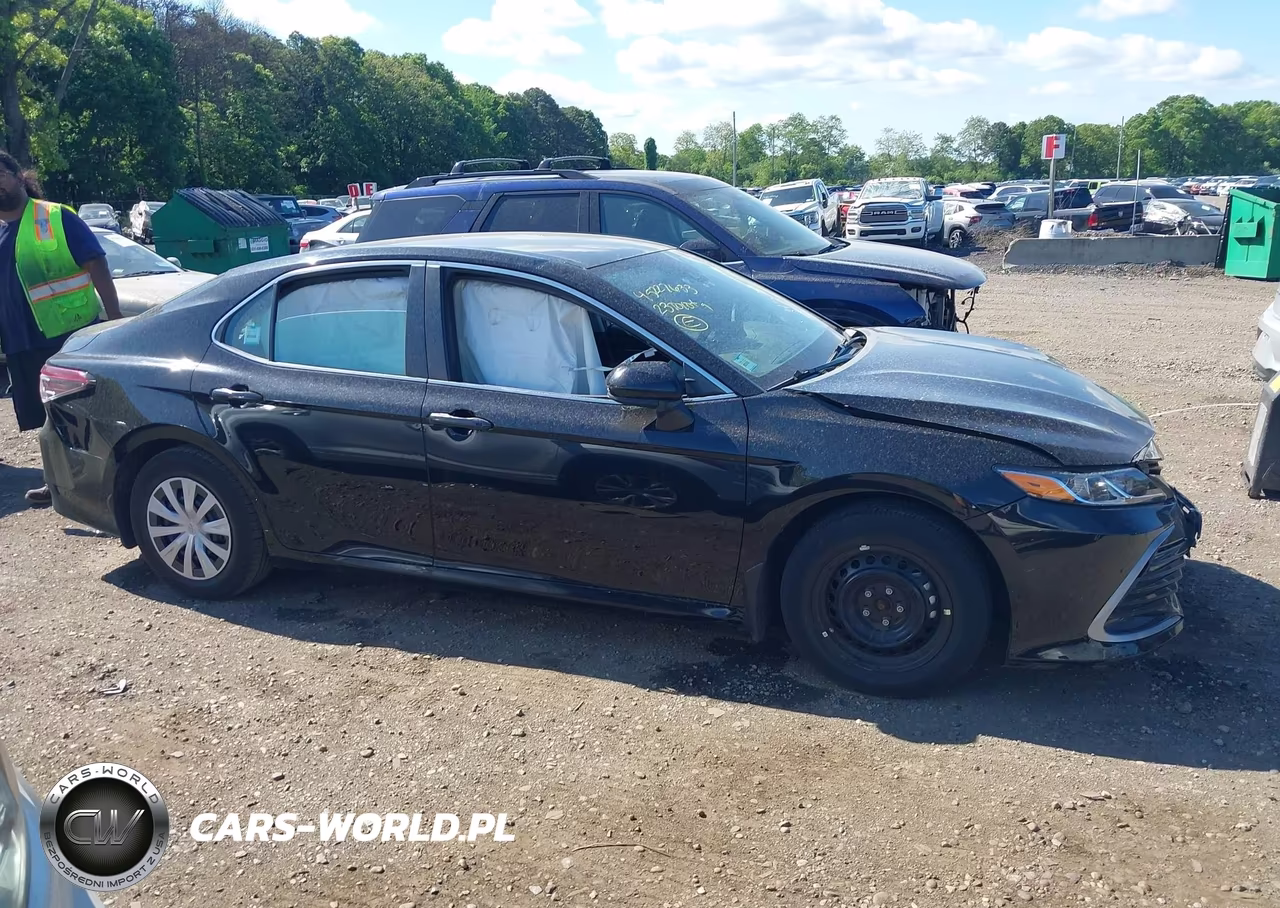2023 Toyota Camry Le Hybrid VIN:4T1C31AK1PU055453 - 13