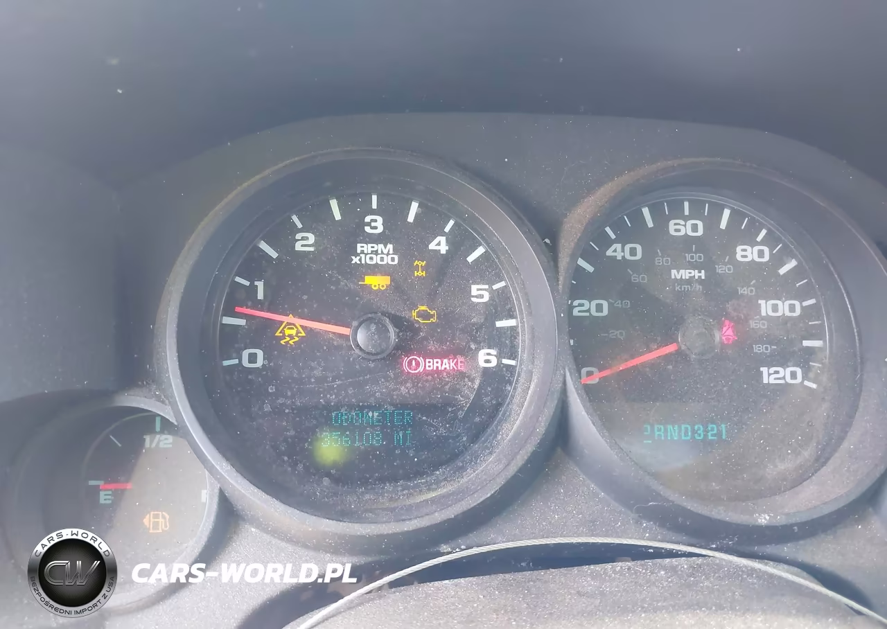 2010 Chevrolet Silverado 1500 Work Truck VIN:1GCPKPEA0AZ153378 - 7