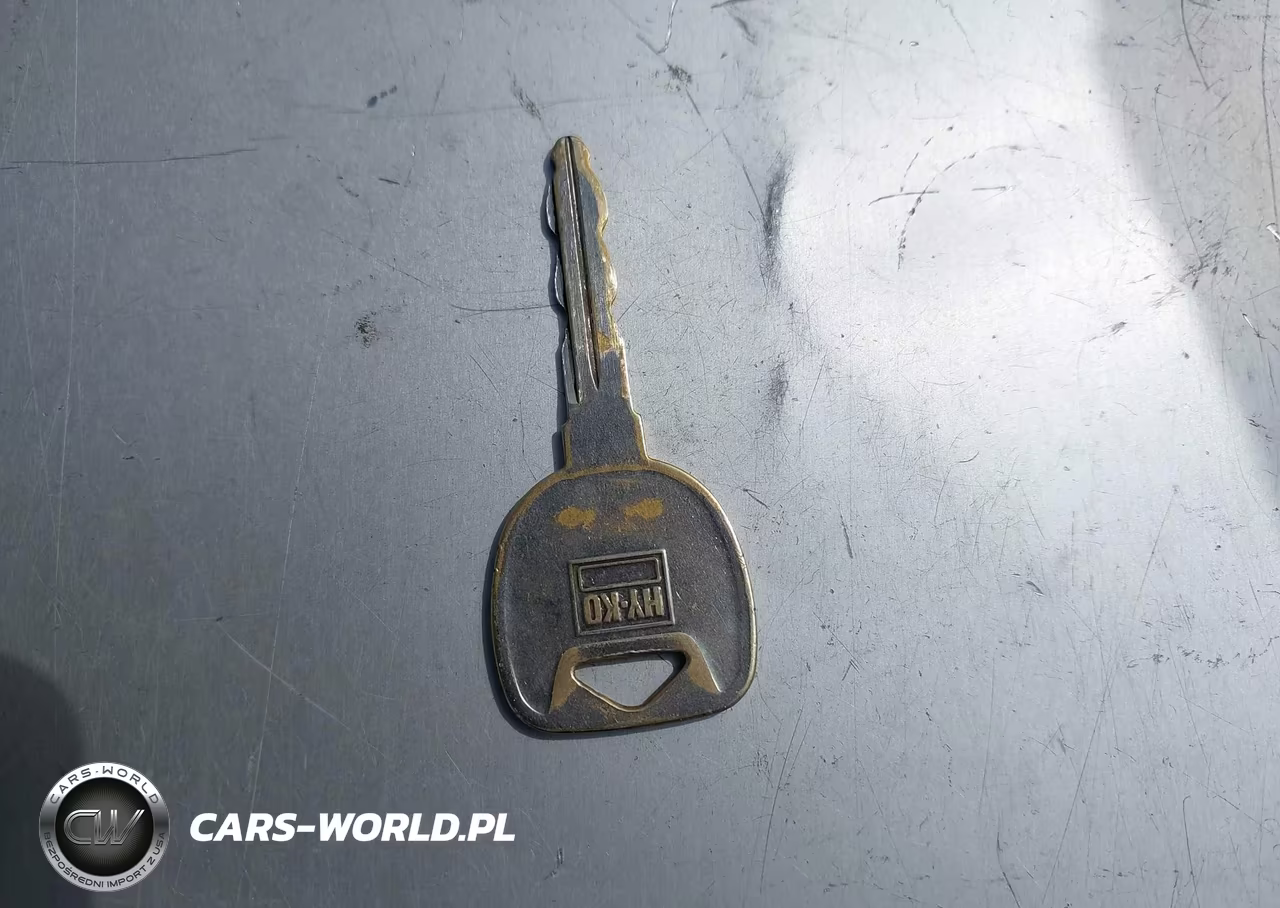 2001 Chevrolet Silverado 1500 VIN:2GCEC19W011128061 - 11