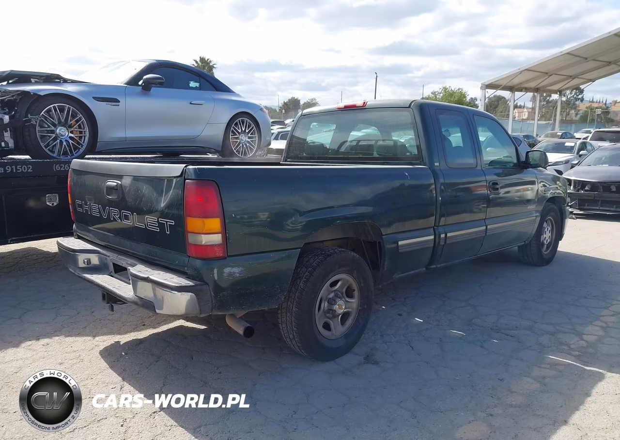 2001 Chevrolet Silverado 1500 VIN:2GCEC19W011128061 - 4