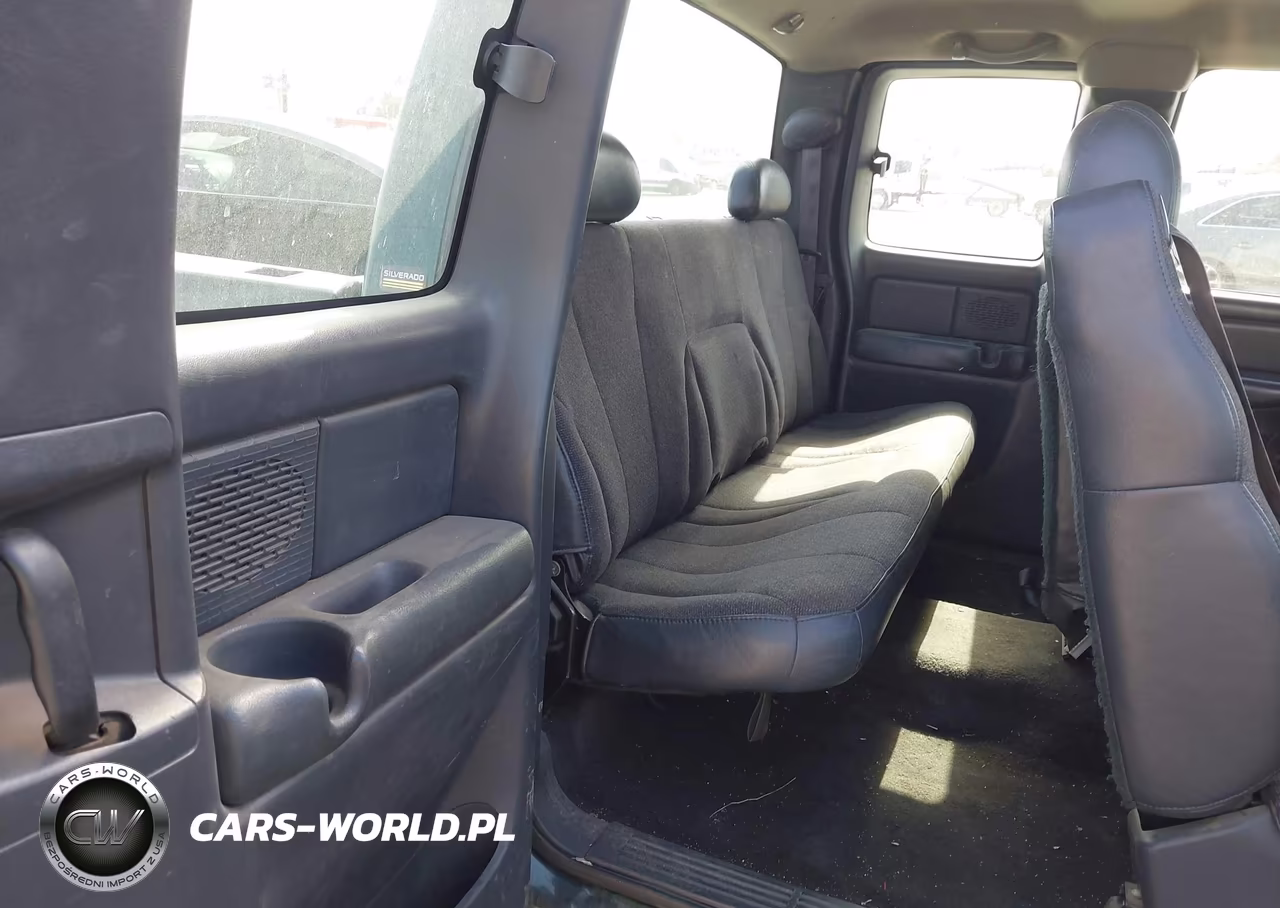 2001 Chevrolet Silverado 1500 VIN:2GCEC19W011128061 - 8