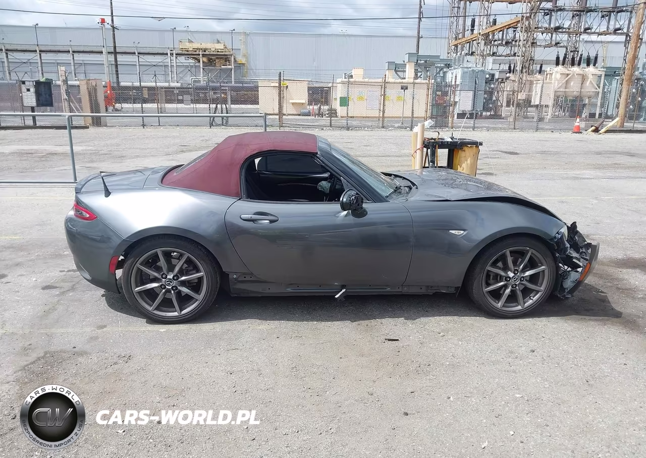 2018 Mazda Mx-5 Miata Club VIN:JM1NDAC76J0204361 - 13