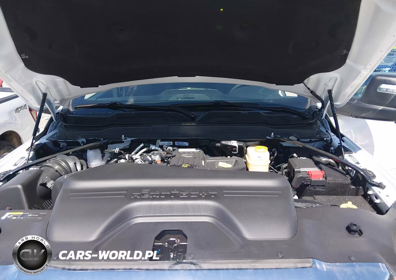 2026 Ram 2500 VIN:3C6UR5DL0TG301240 - 10