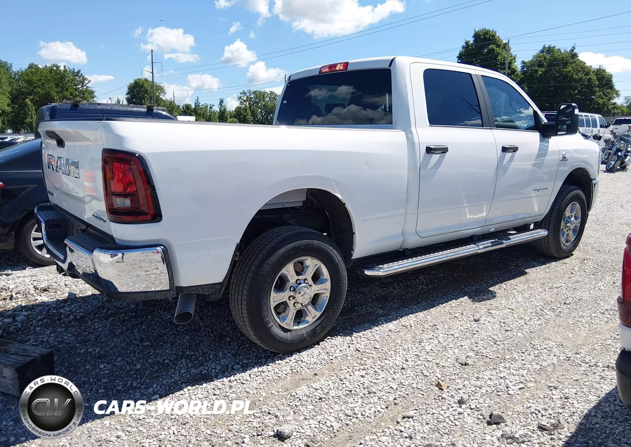 2026 Ram 2500 VIN:3C6UR5DL0TG301240 - 4