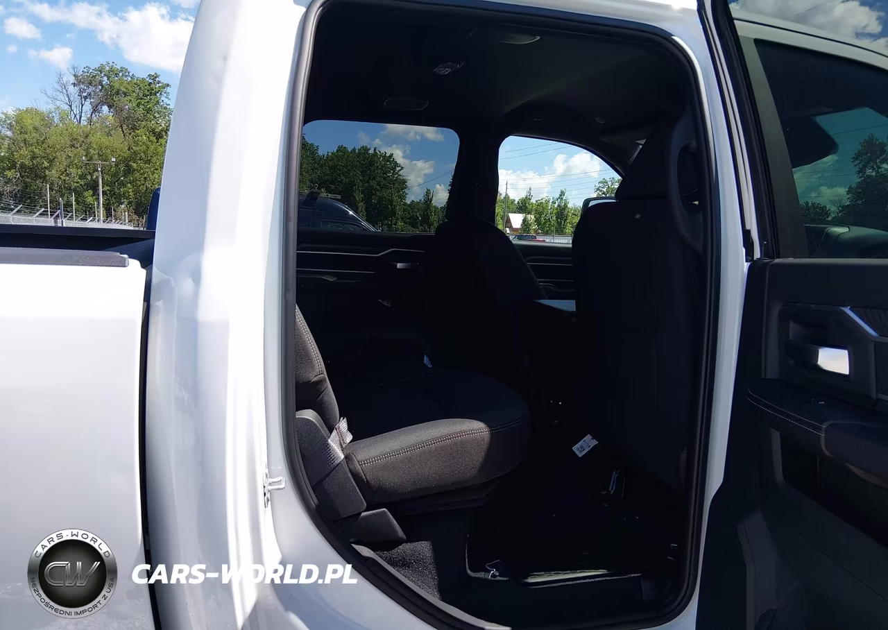 2026 Ram 2500 VIN:3C6UR5DL0TG301240 - 8