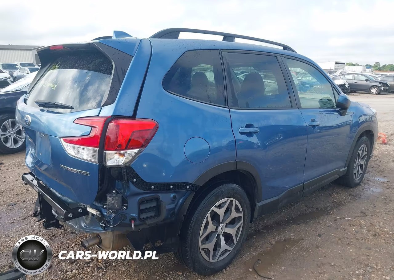 2020 Subaru Forester Premium VIN:JF2SKAJC3LH537230 - 4