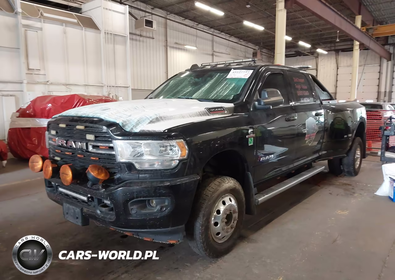 2019 Ram 3500 Big Horn 4X4 8' Box
