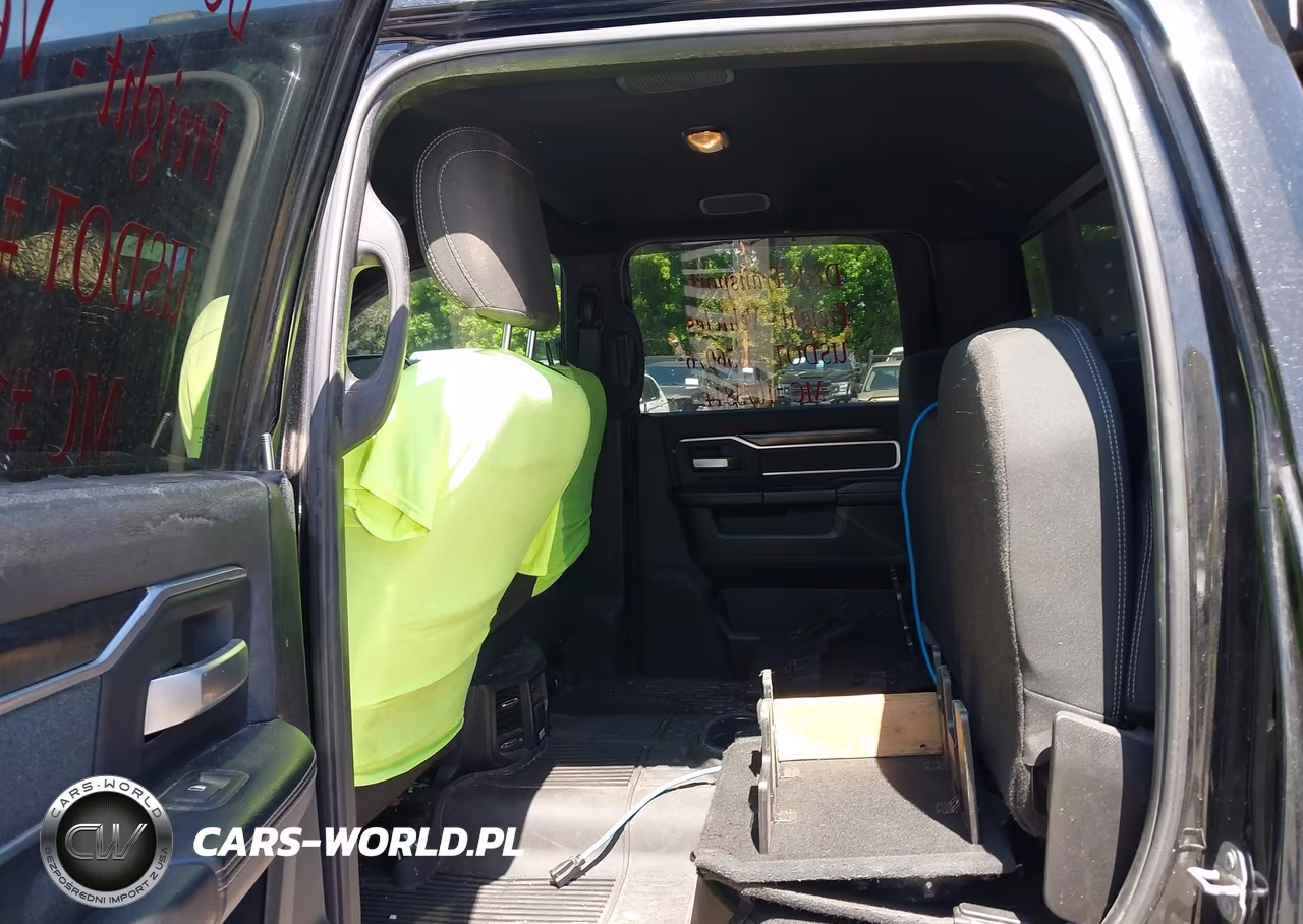 2019 Ram 3500 Big Horn 4X4 8' Box VIN:3C63RRHL7KG648950 - 7