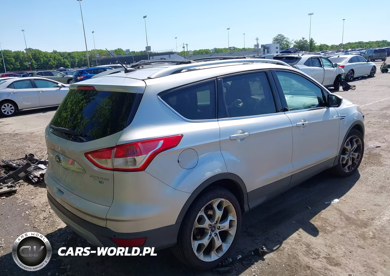 2014 Ford Escape Titanium VIN:1FMCU9J91EUB05502 - 4