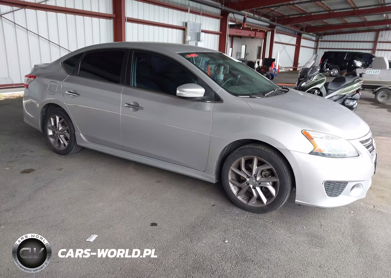 2015 Nissan Sentra Sr – zdjęcie 1 z 11