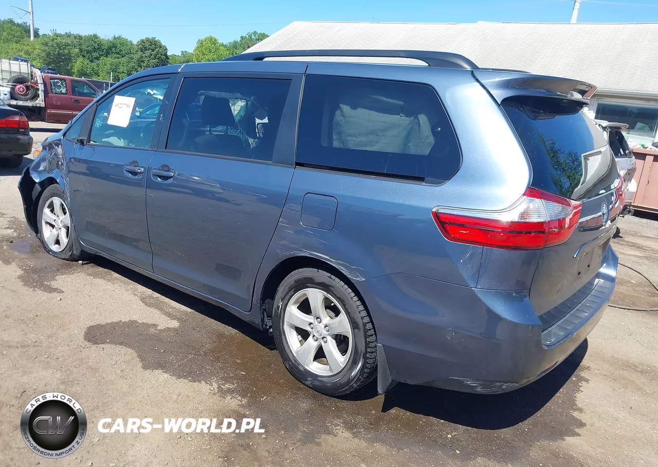 2017 Toyota Sienna Le 8 Passenger VIN:5TDKZ3DC2HS890918 - 3