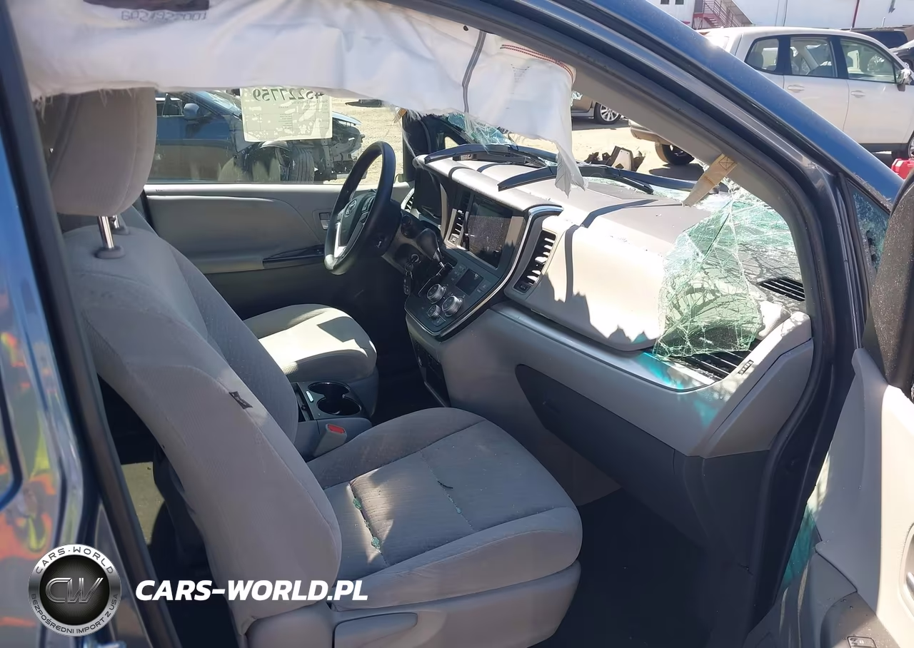 2017 Toyota Sienna Le 8 Passenger VIN:5TDKZ3DC2HS890918 - 5