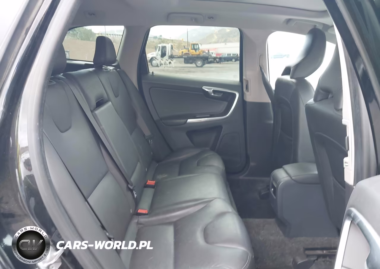 2016 Volvo Xc60 T5 Drive-E Premier VIN:YV440MDK2G2857260 - 8