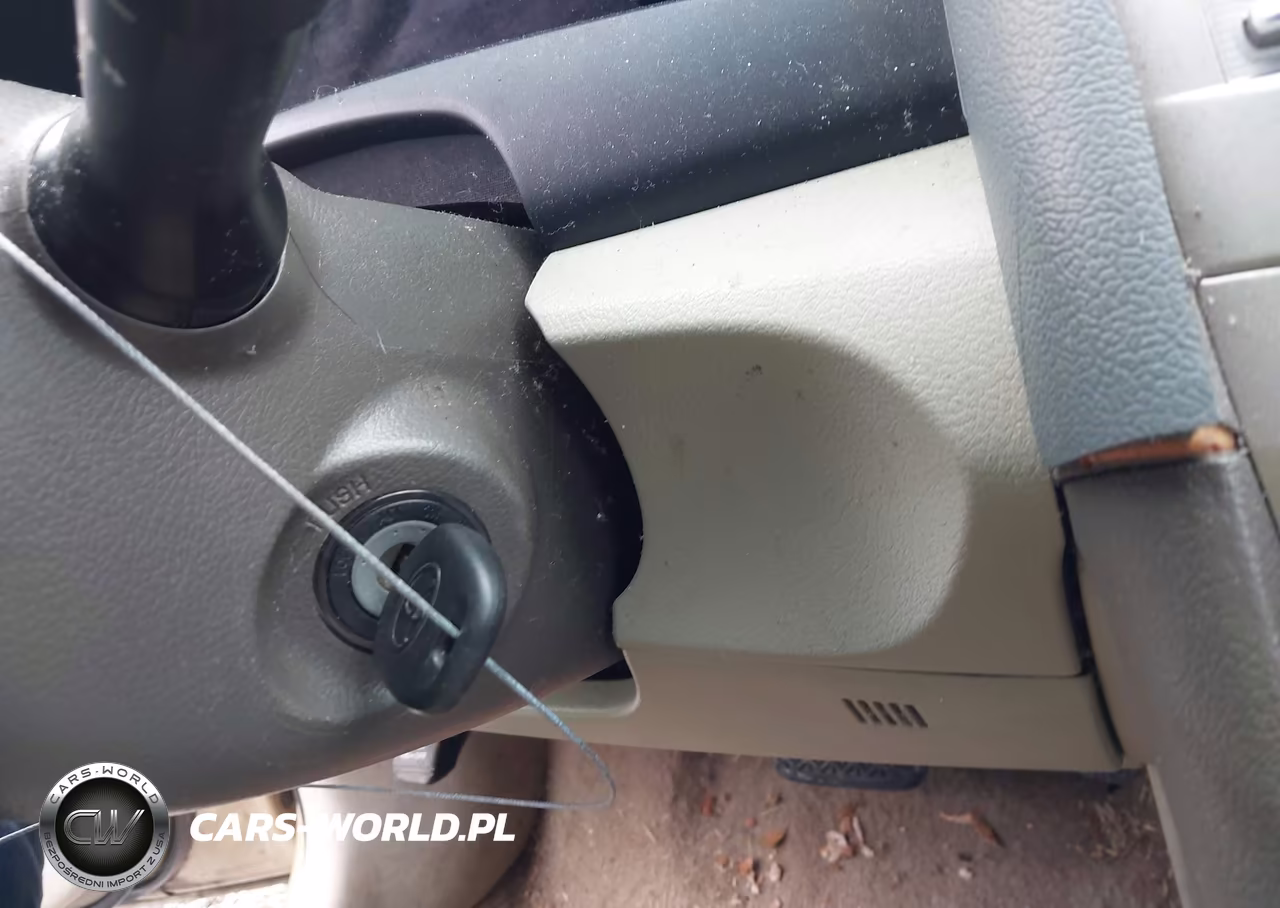 2010 Toyota Camry Le VIN:4T4BF3EK8AR013948 - 11