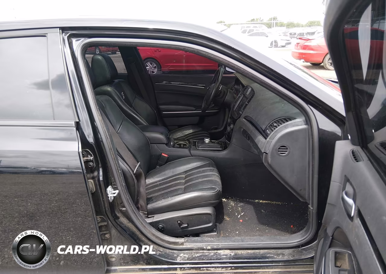 2020 Chrysler 300 300S VIN:2C3CCABT9LH179211 - 5