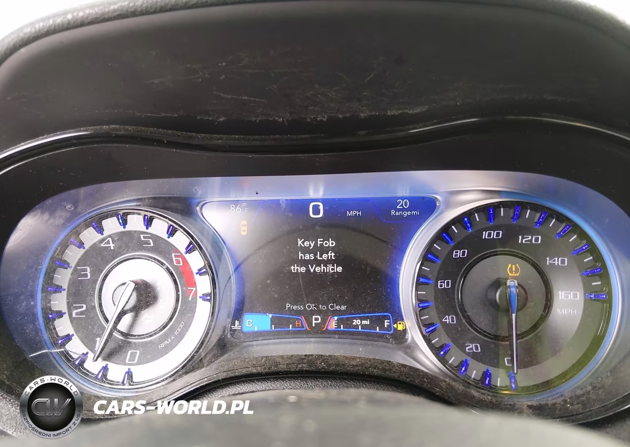 2020 Chrysler 300 300S VIN:2C3CCABT9LH179211 - 7