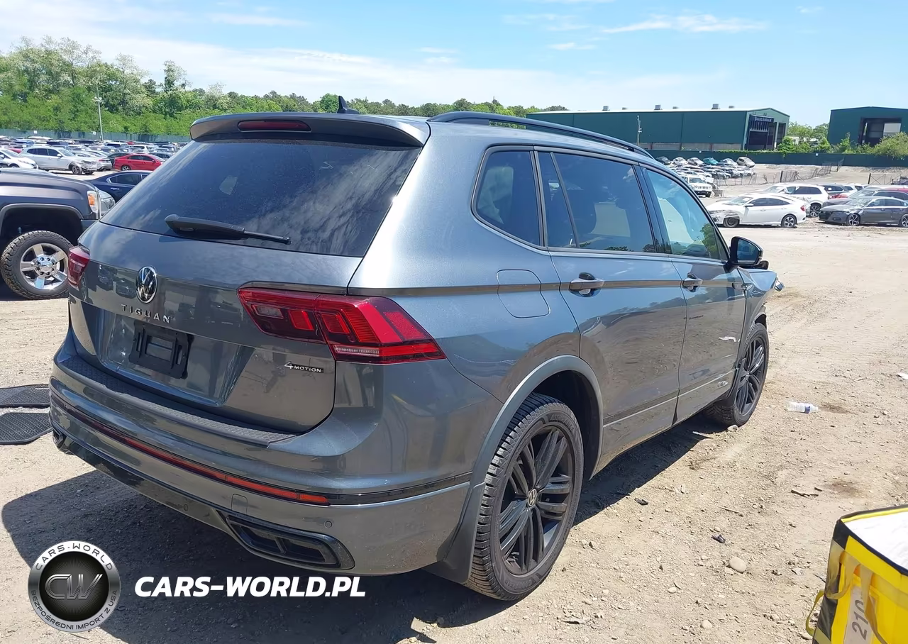2022 Volkswagen Tiguan 2.0T Se R-Line Black VIN:3VV8B7AX4NM112646 - 4