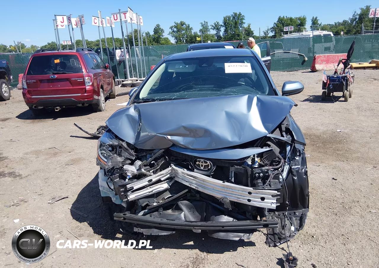 2021 Toyota Corolla Le VIN:5YFEPMAE0MP228787 - 13