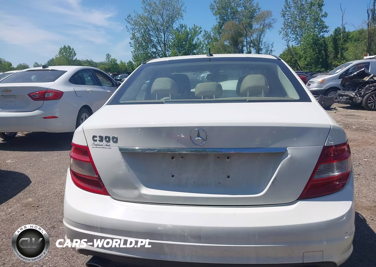 2011 Mercedes-Benz C 300 Luxury-Sport VIN:WDDGF5EB6BR163311 - 16
