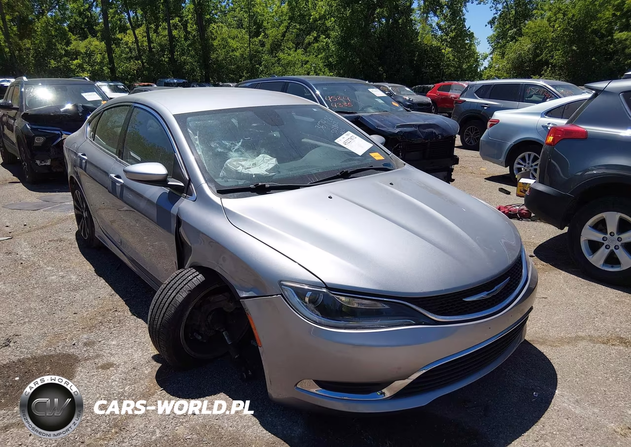 2015 Chrysler 200 Limited – zdjęcie 1 z 16