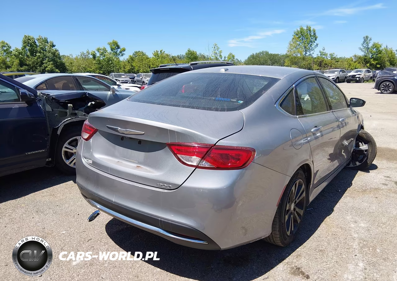 2015 Chrysler 200 Limited VIN:1C3CCCAB6FN503862 - 4