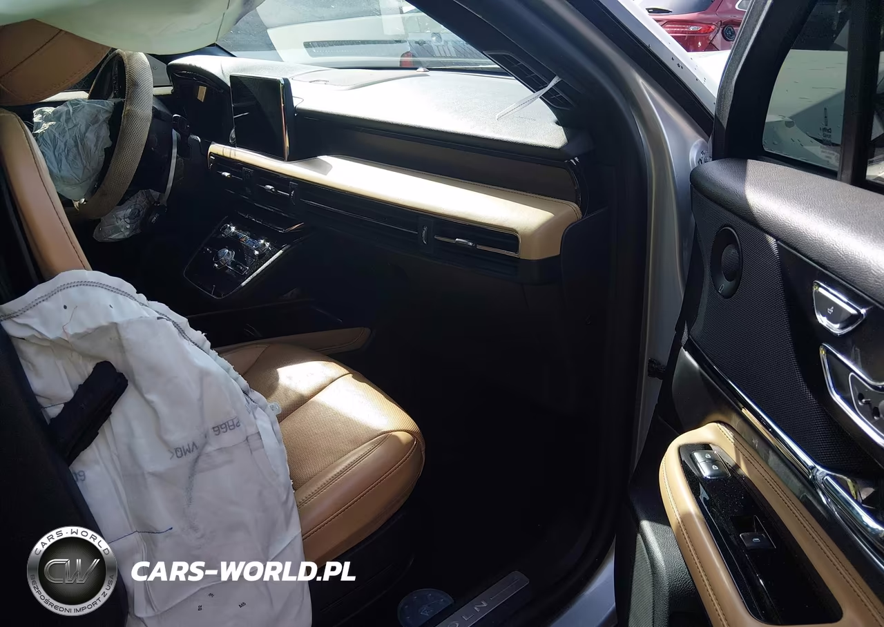 2020 Lincoln Corsair Reserve VIN:5LMCJ2D94LUL10446 - 5