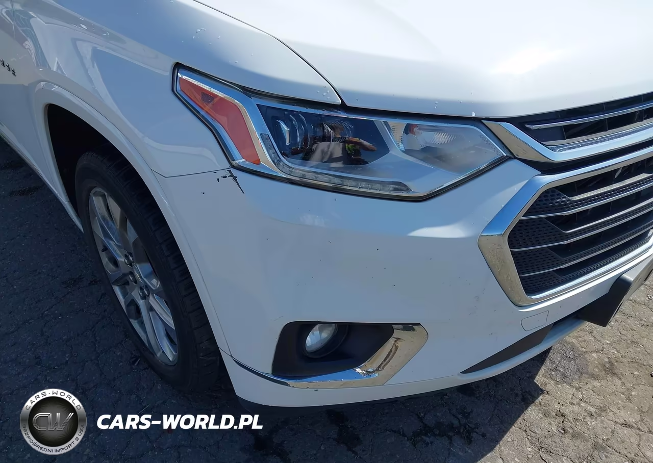 2018 Chevrolet Traverse Premier VIN:1GNEVJKW2JJ187033 - 17
