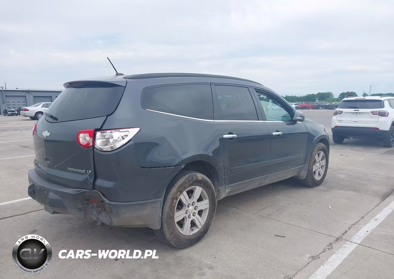 2011 Chevrolet Traverse 1Lt VIN:1GNKRGED7BJ180021 - 4