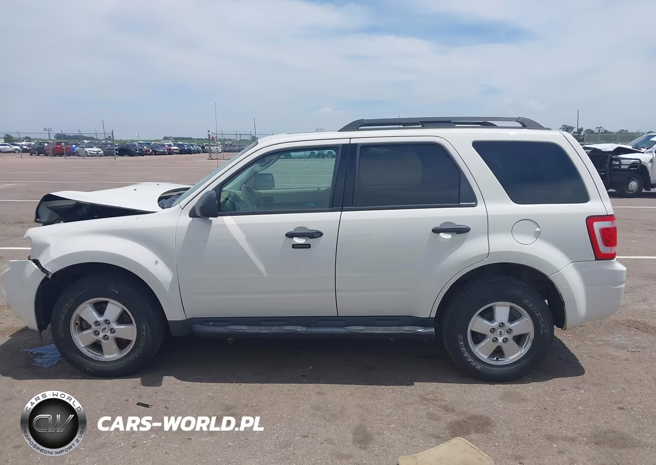 2011 Ford Escape Xlt VIN:1FMCU9DGXBKC04742 - 15