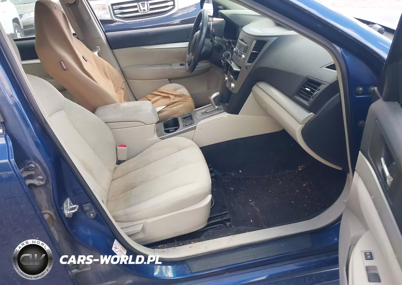 2010 Subaru Legacy 2.5I Premium VIN:4S3BMCC62A3245879 - 5