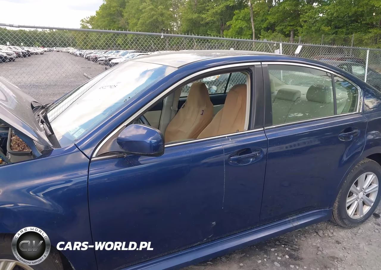 2010 Subaru Legacy 2.5I Premium VIN:4S3BMCC62A3245879 - 6