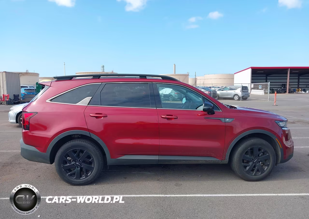 2022 Kia Sorento X-Line S VIN:5XYRLDLC4NG140937 - 13