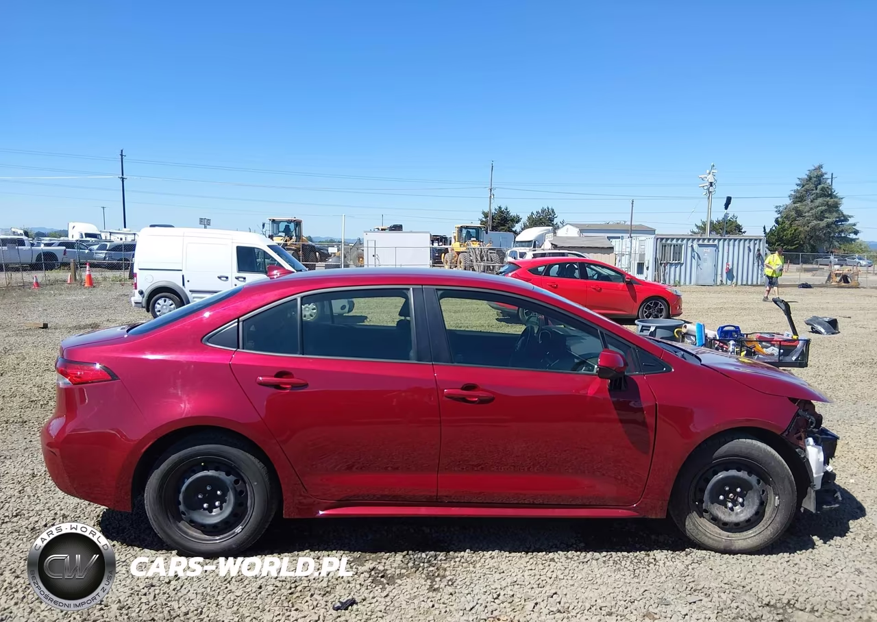 2025 Toyota Corolla Le VIN:JTDB4MEEXS3031783 - 14
