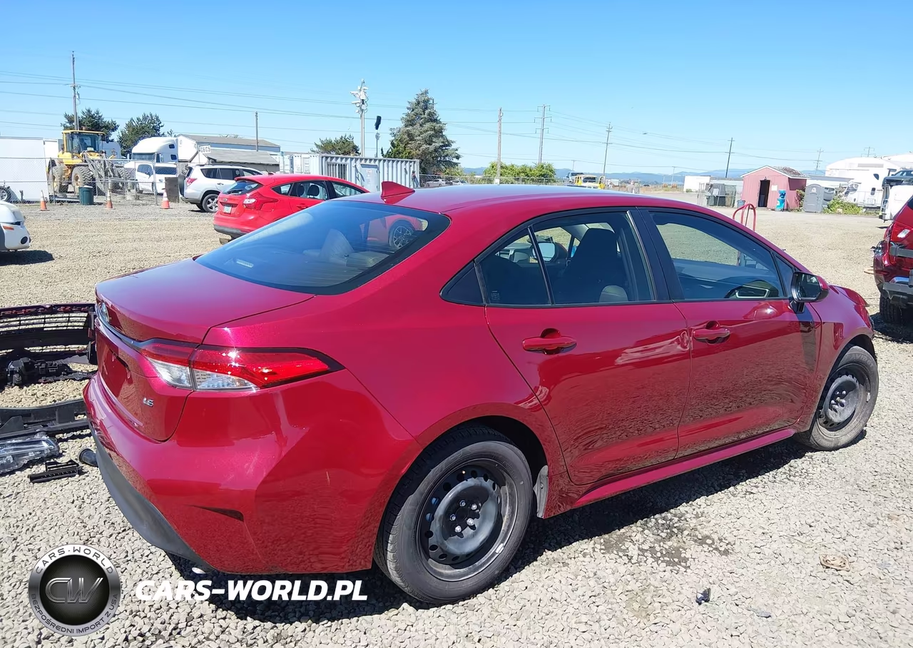 2025 Toyota Corolla Le VIN:JTDB4MEEXS3031783 - 4