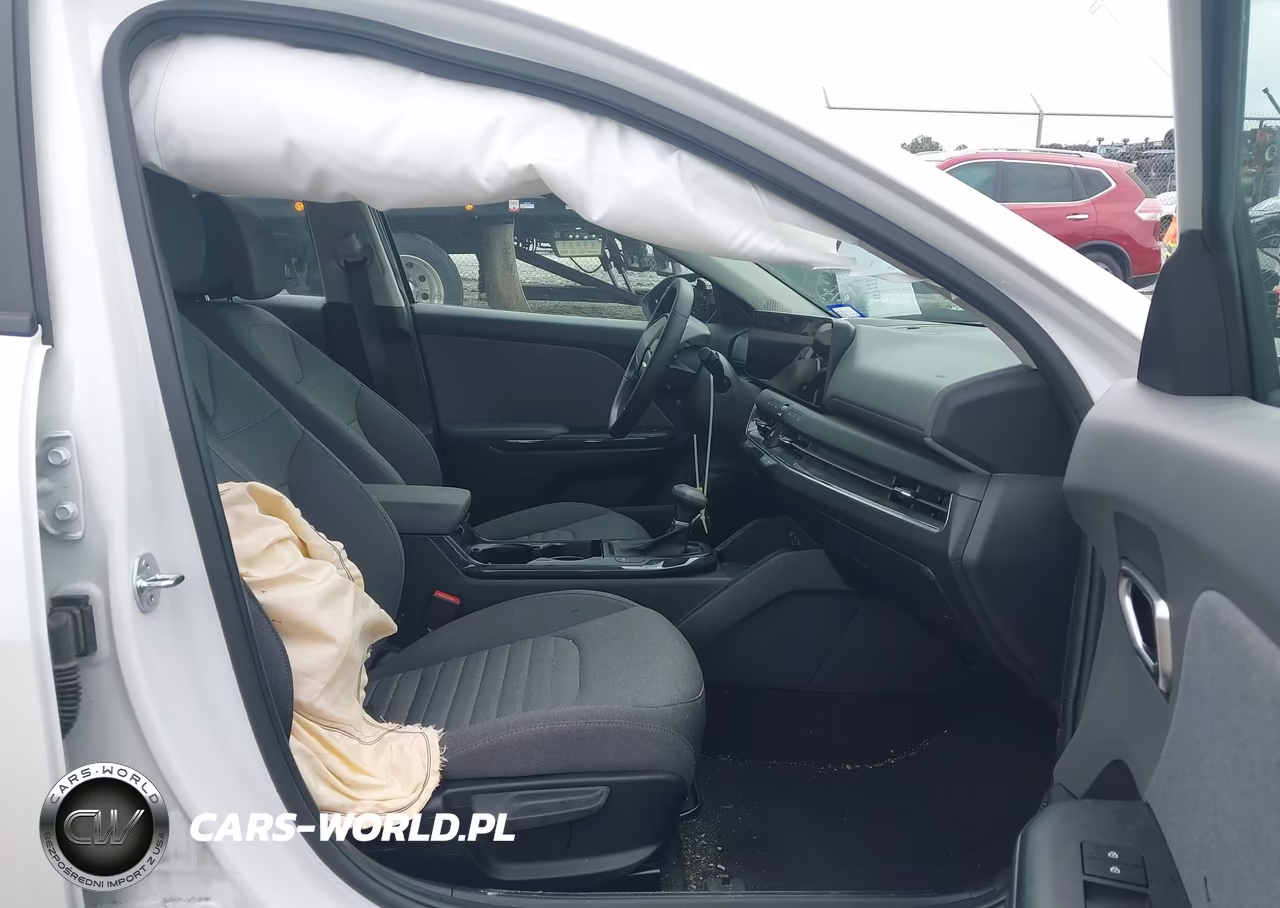 2025 Kia K4 Ex VIN:3KPFU4DE1SE022708 - 5