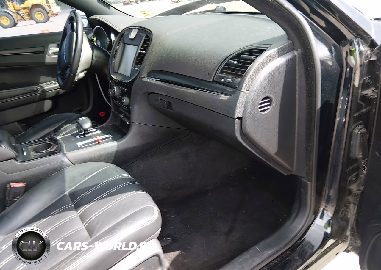 2013 Chrysler 300 S VIN:2C3CCABG0DH504915 - 5