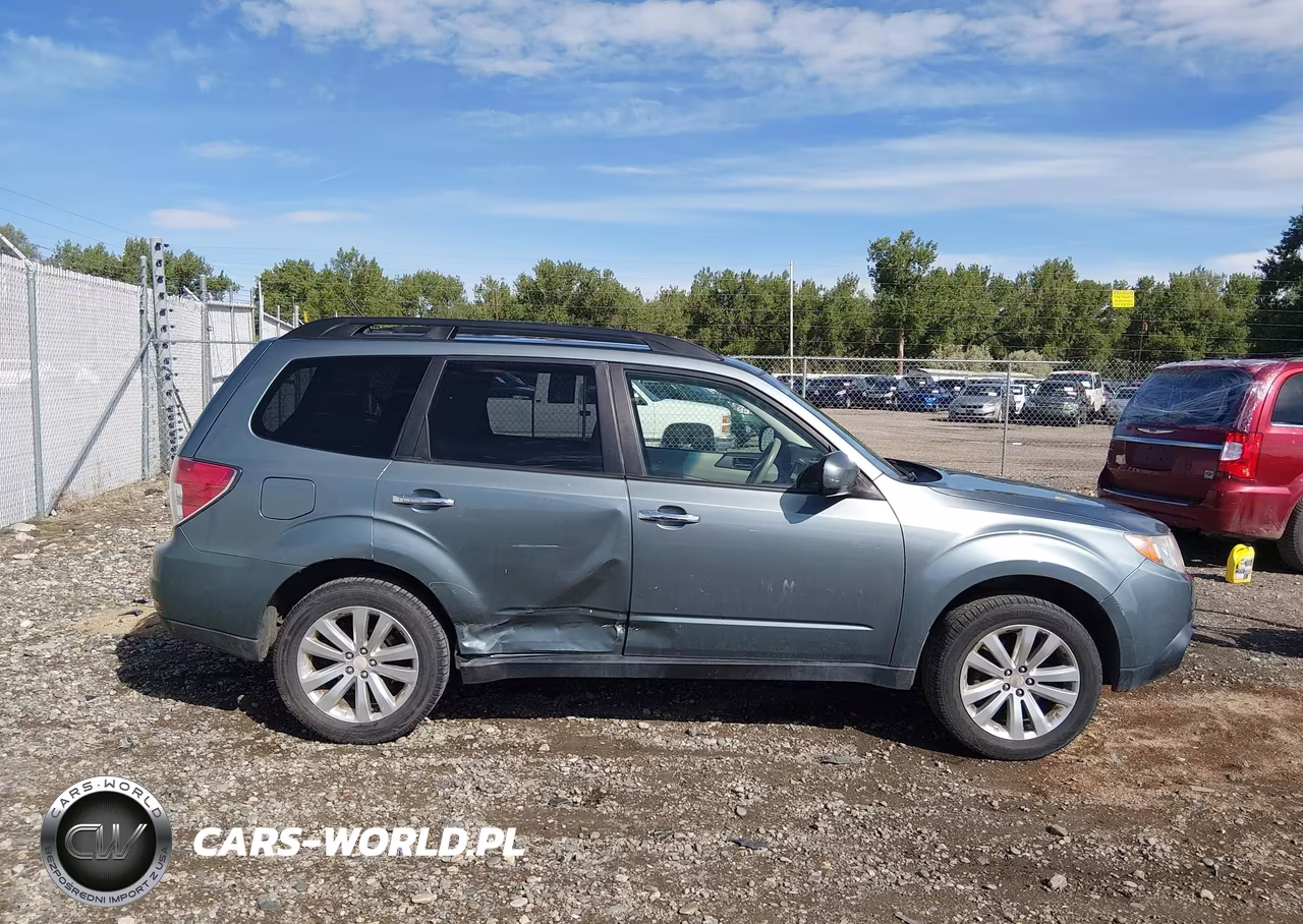 2011 Subaru Forester 2.5X Premium VIN:JF2SHADC0BH712915 - 13