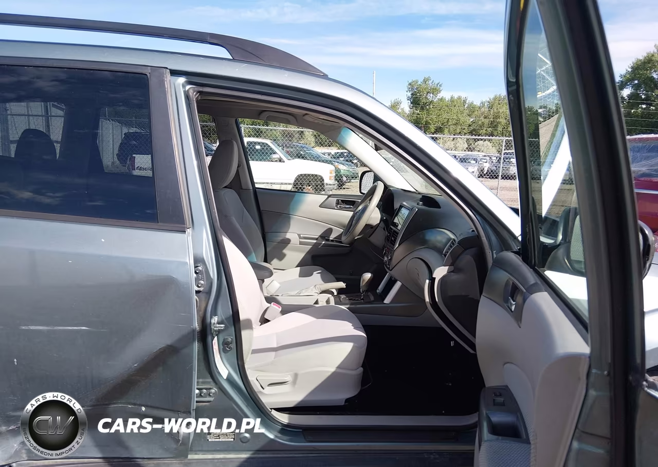 2011 Subaru Forester 2.5X Premium VIN:JF2SHADC0BH712915 - 5