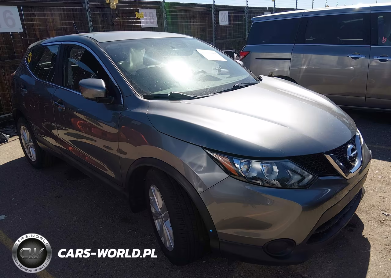 2017 Nissan Rogue Sport S – zdjęcie 1 z 16