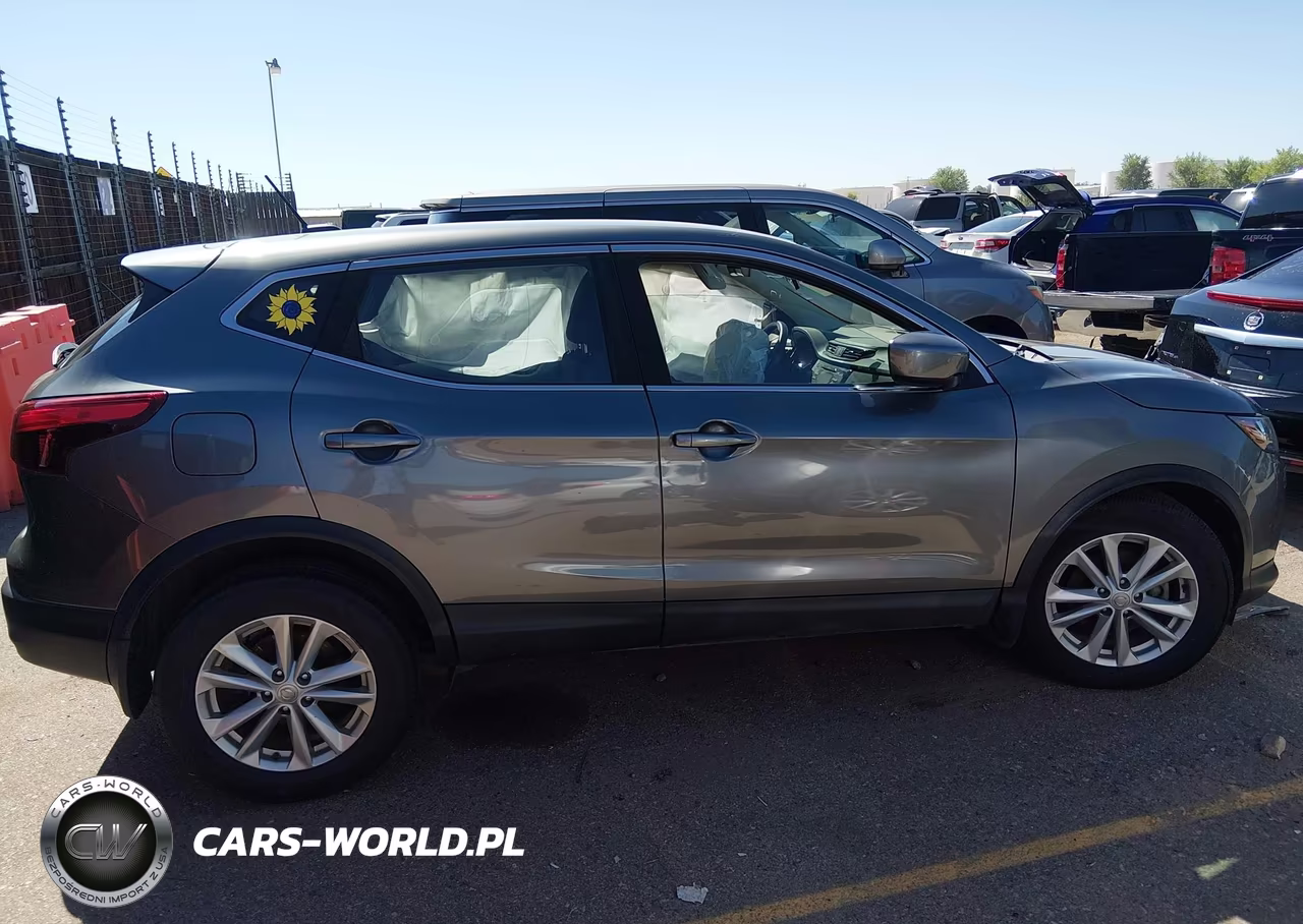 2017 Nissan Rogue Sport S VIN:JN1BJ1CR8HW140881 - 13