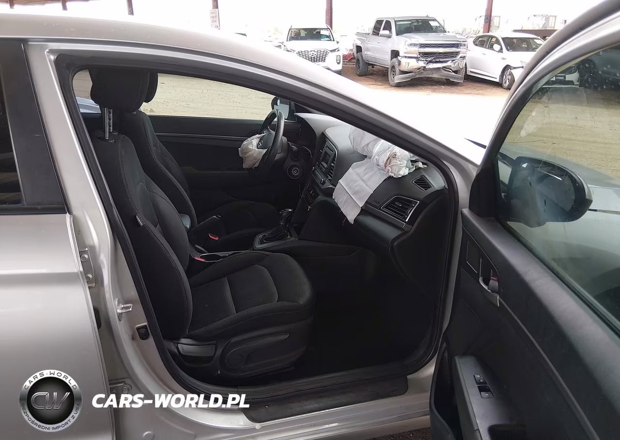 2018 Hyundai Elantra Se VIN:5NPD74LF2JH338993 - 5