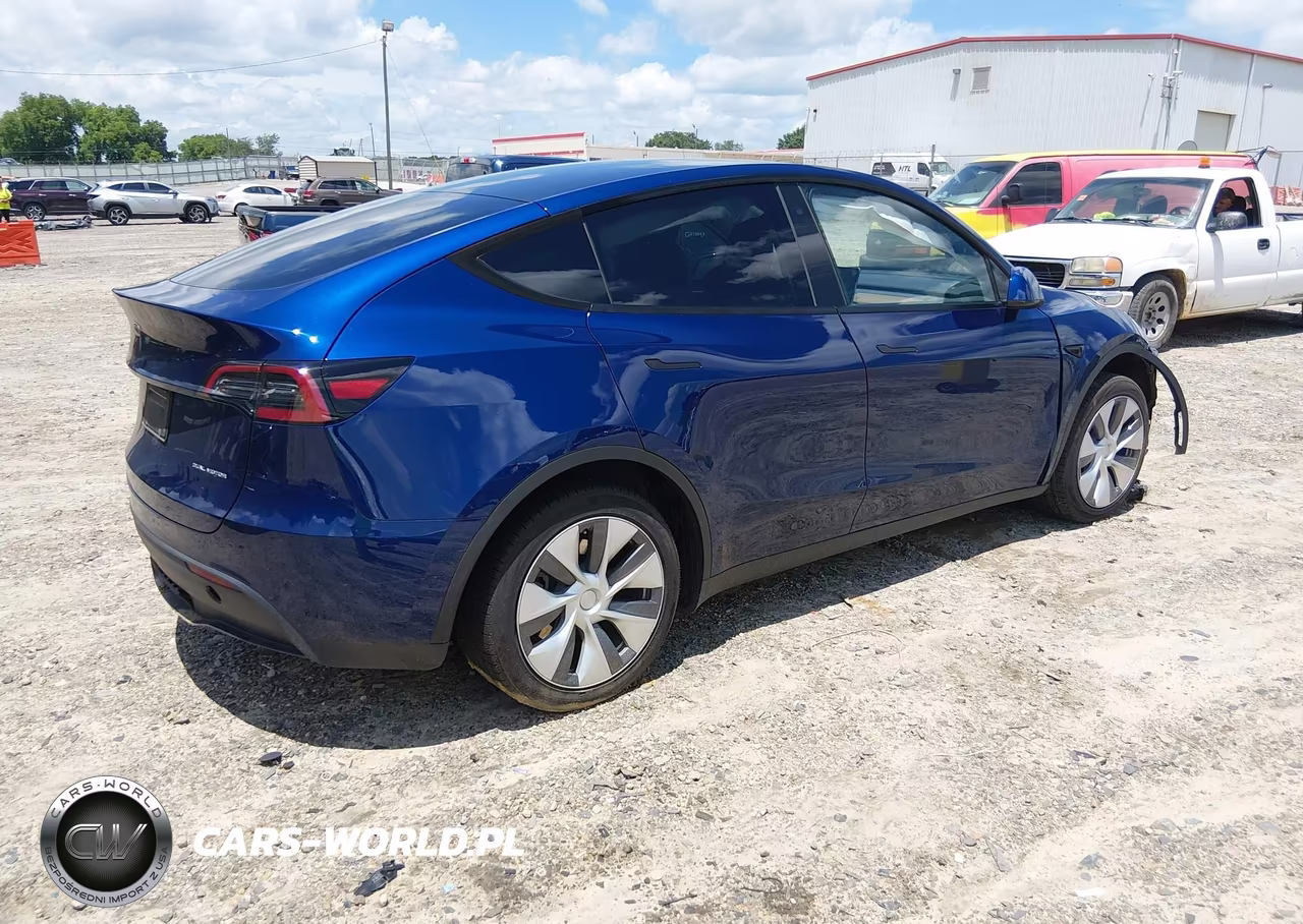 2023 Tesla Model Y Awd-Long Range Dual Motor All-Wheel Drive VIN:7SAYGDEE4PA086032 - 4