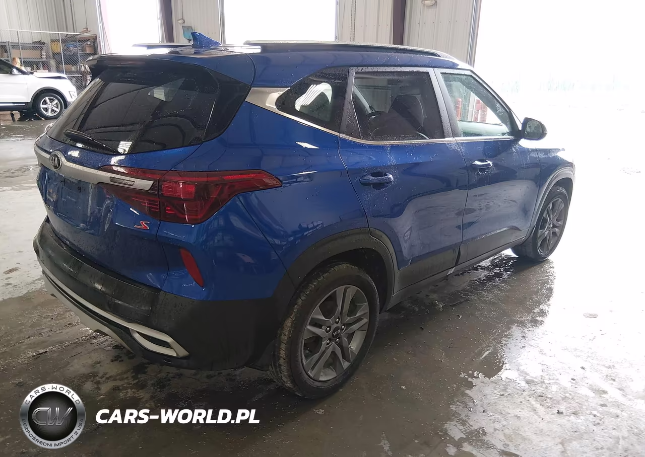 2021 Kia Seltos S VIN:KNDEU2AA8M7174702 - 4