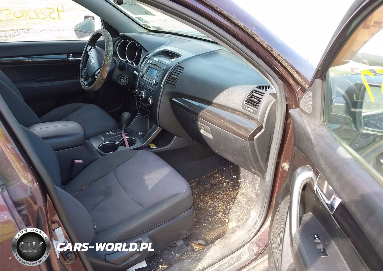 2012 Kia Sorento Lx VIN:5XYKT3A67CG193458 - 5