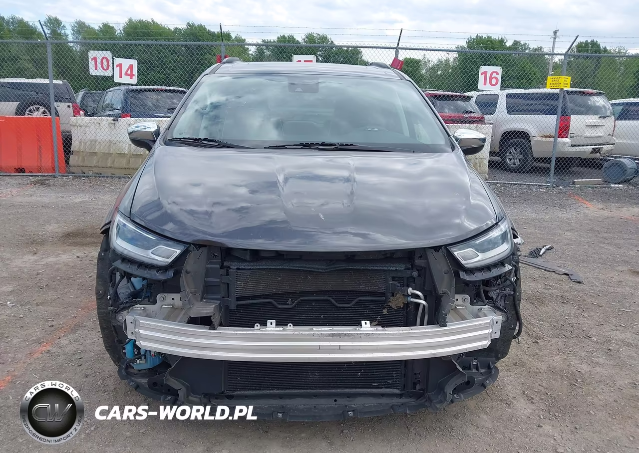 2023 Chrysler Pacifica Limited VIN:2C4RC1GG2PR582125 - 13