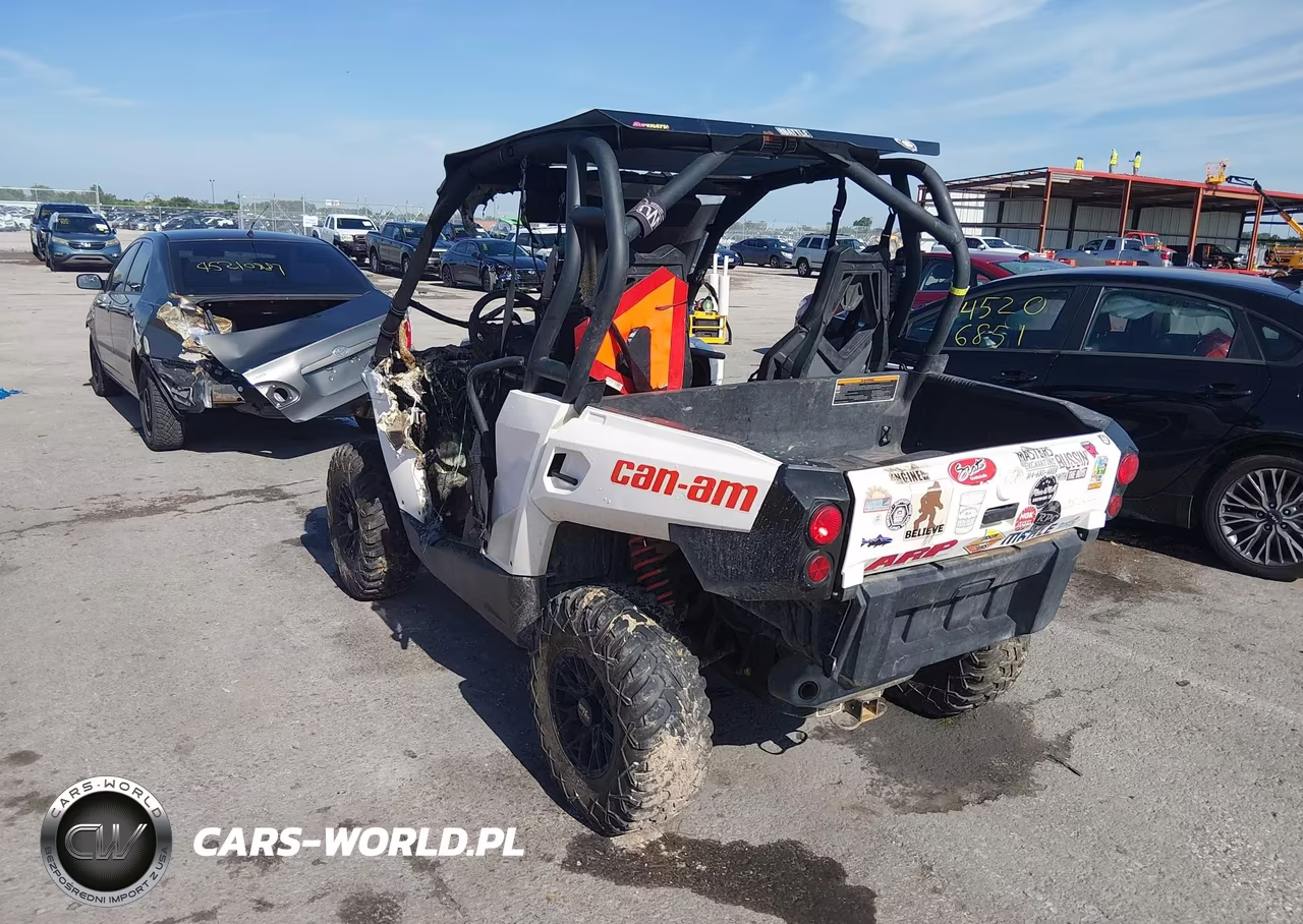2020 Can-Am Commander 800R-800R Dps VIN:3JBKGAN2XL000856 - 3