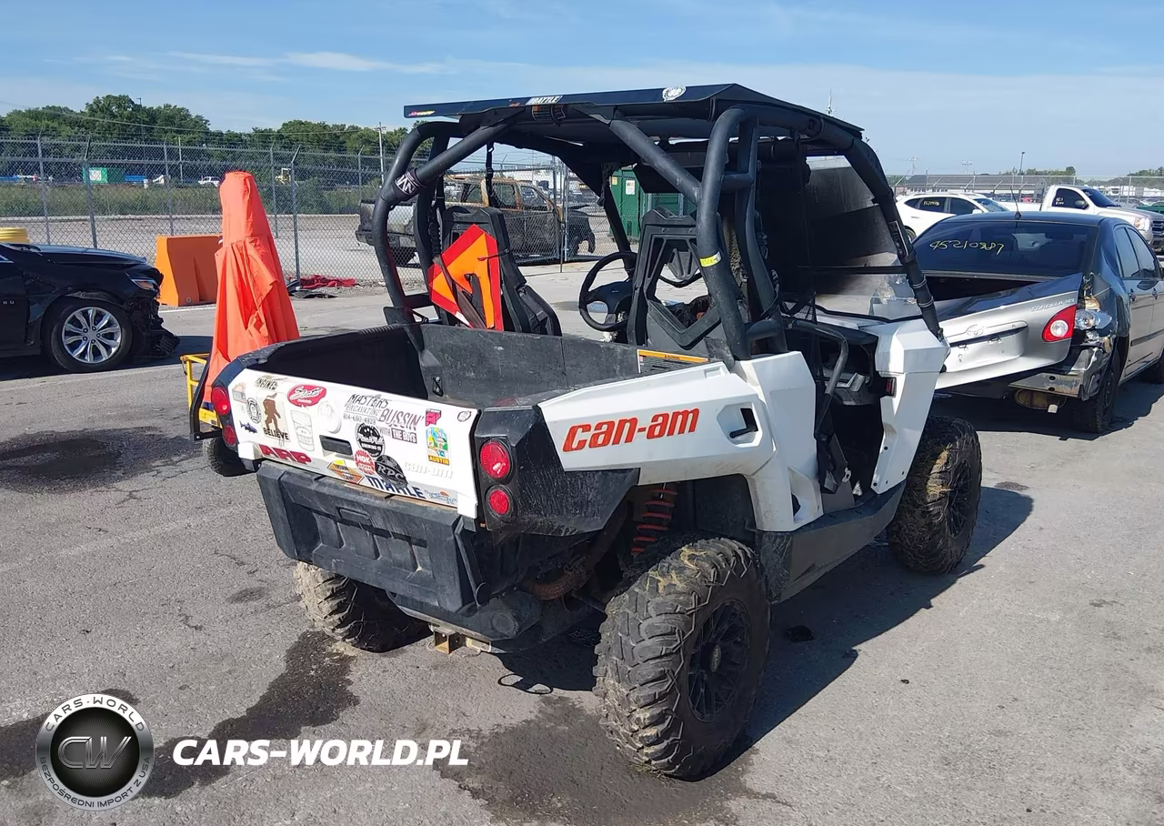 2020 Can-Am Commander 800R-800R Dps VIN:3JBKGAN2XL000856 - 4