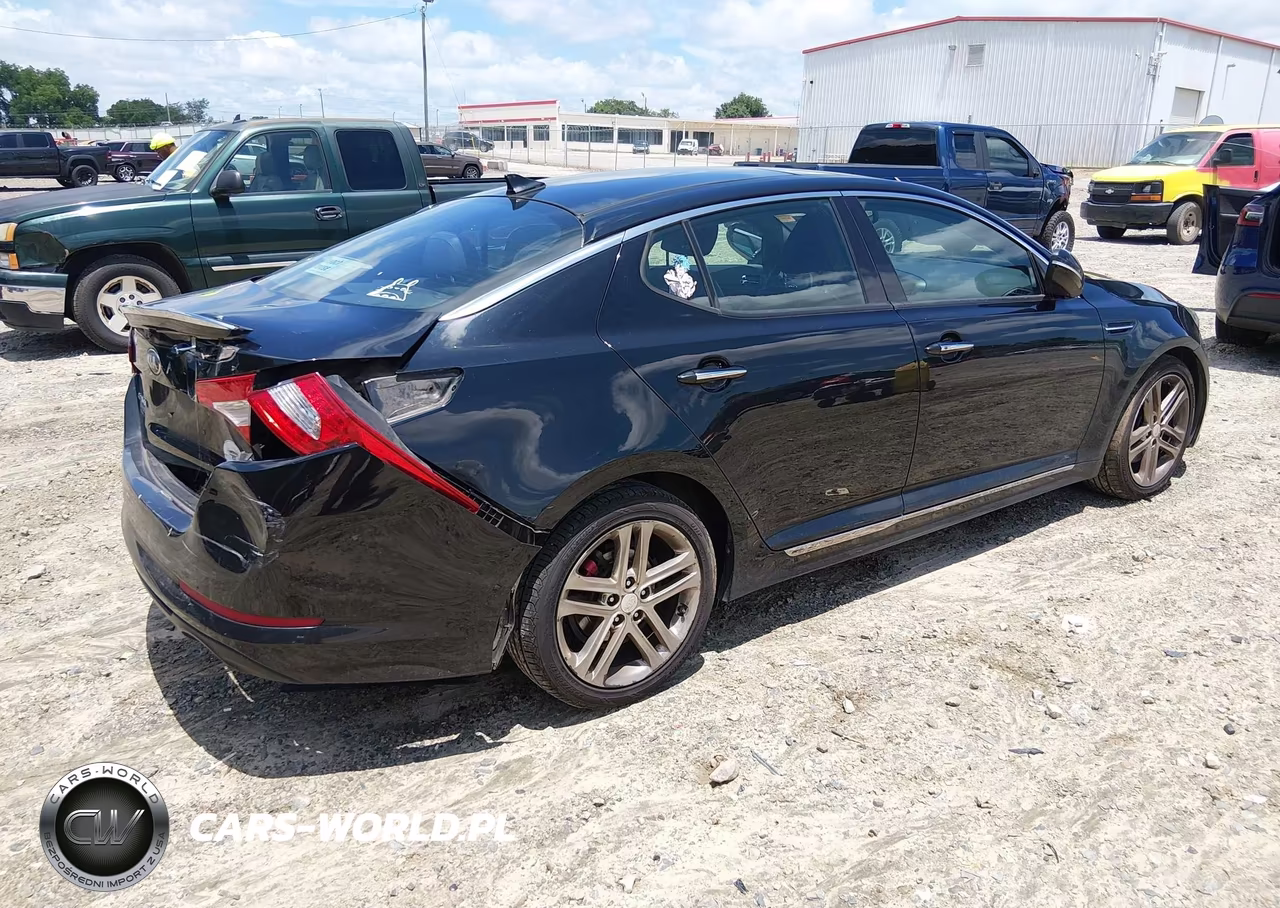 2013 Kia Optima Sx VIN:5XXGR4A6XDG115885 - 4