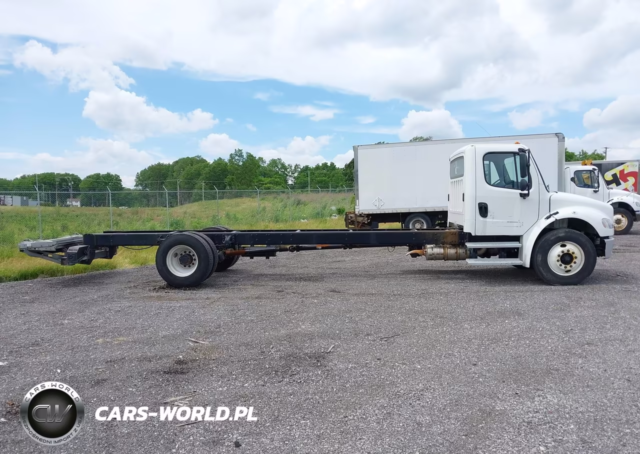 2023 Freightliner M2 106 VIN:1FVACWFC8PHUK2260 - 13